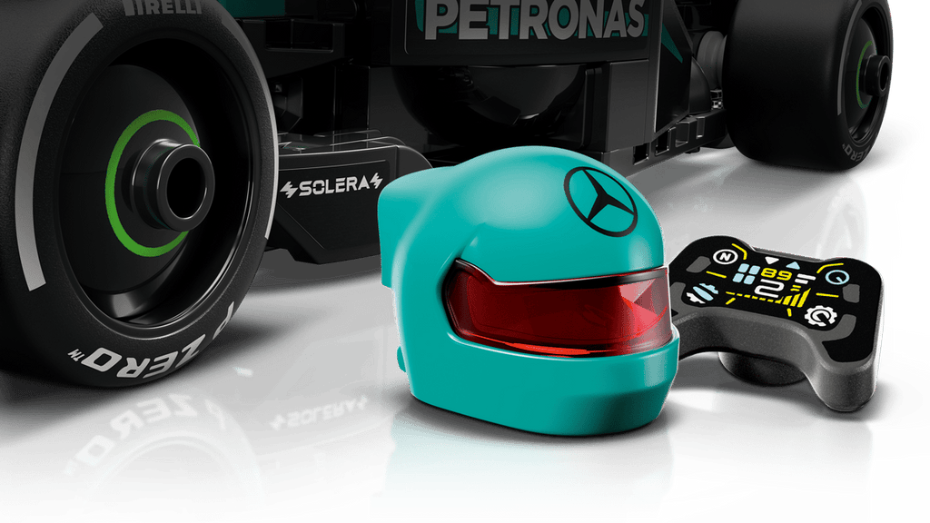 LEGO: Mercedes-AMG F1® W15 Race Car