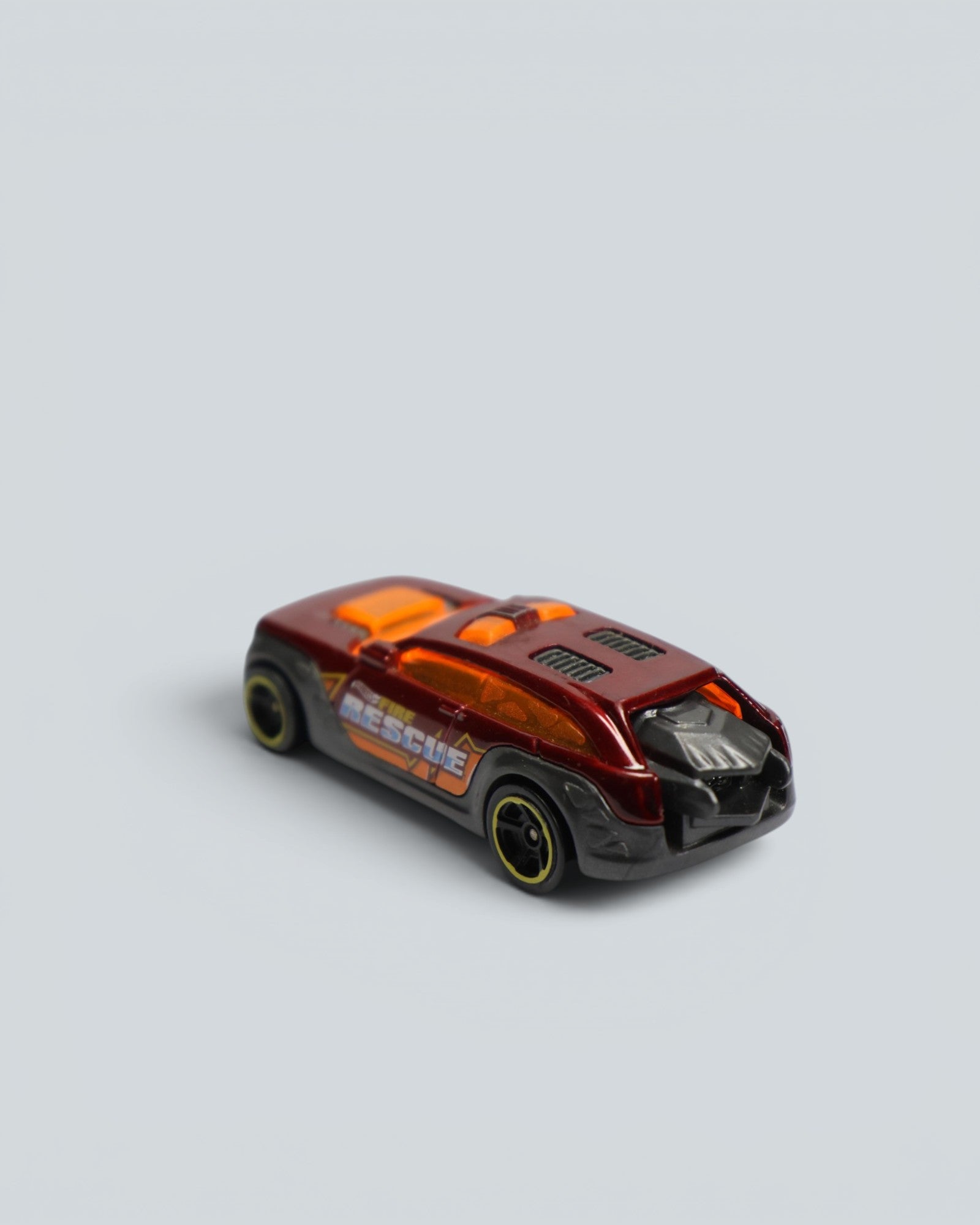 Hot Wheels Die-Cast Vehicle 2-Pack – GMC Hummer EV Pickup & HW Pursuit Fire Rescue