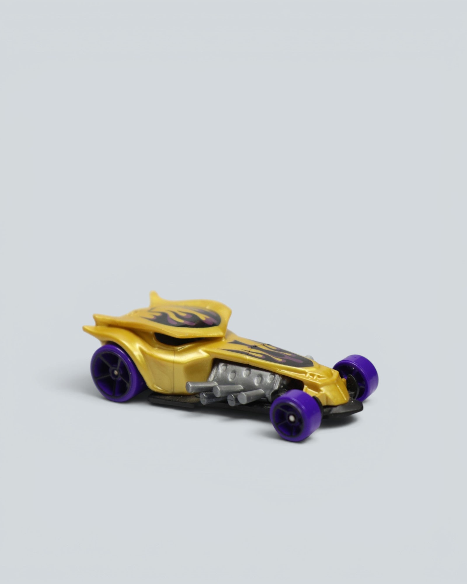 Hot Wheels Gold Die-Cast Vehicle 2-Pack – '76 Greenwood Corvette & '41 Willys Coupe Hot Rod