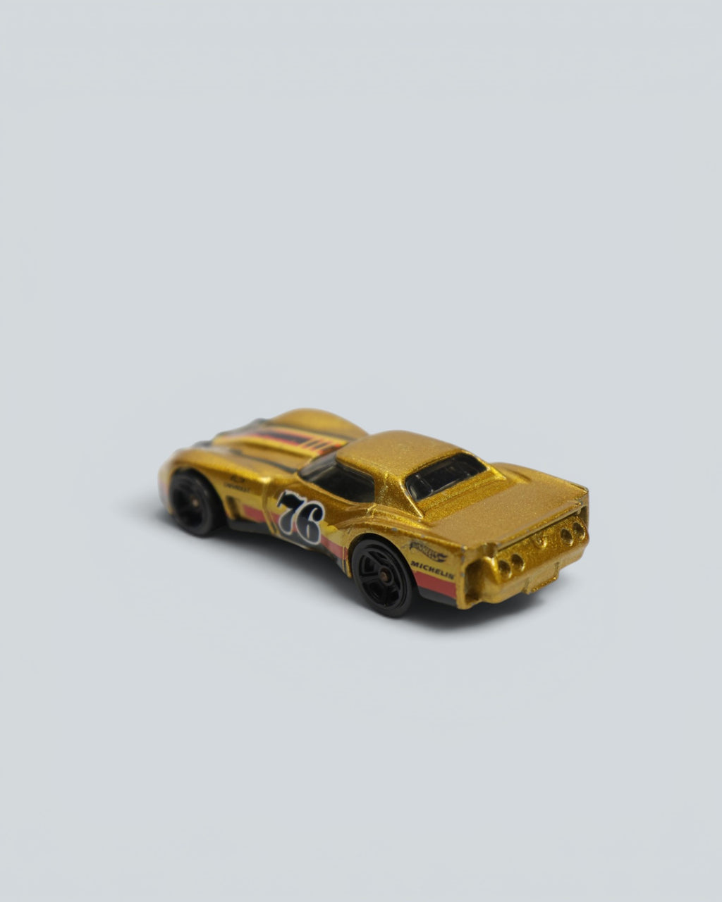 Hot Wheels Gold Die-Cast Vehicle 2-Pack – '76 Greenwood Corvette & '41 Willys Coupe Hot Rod