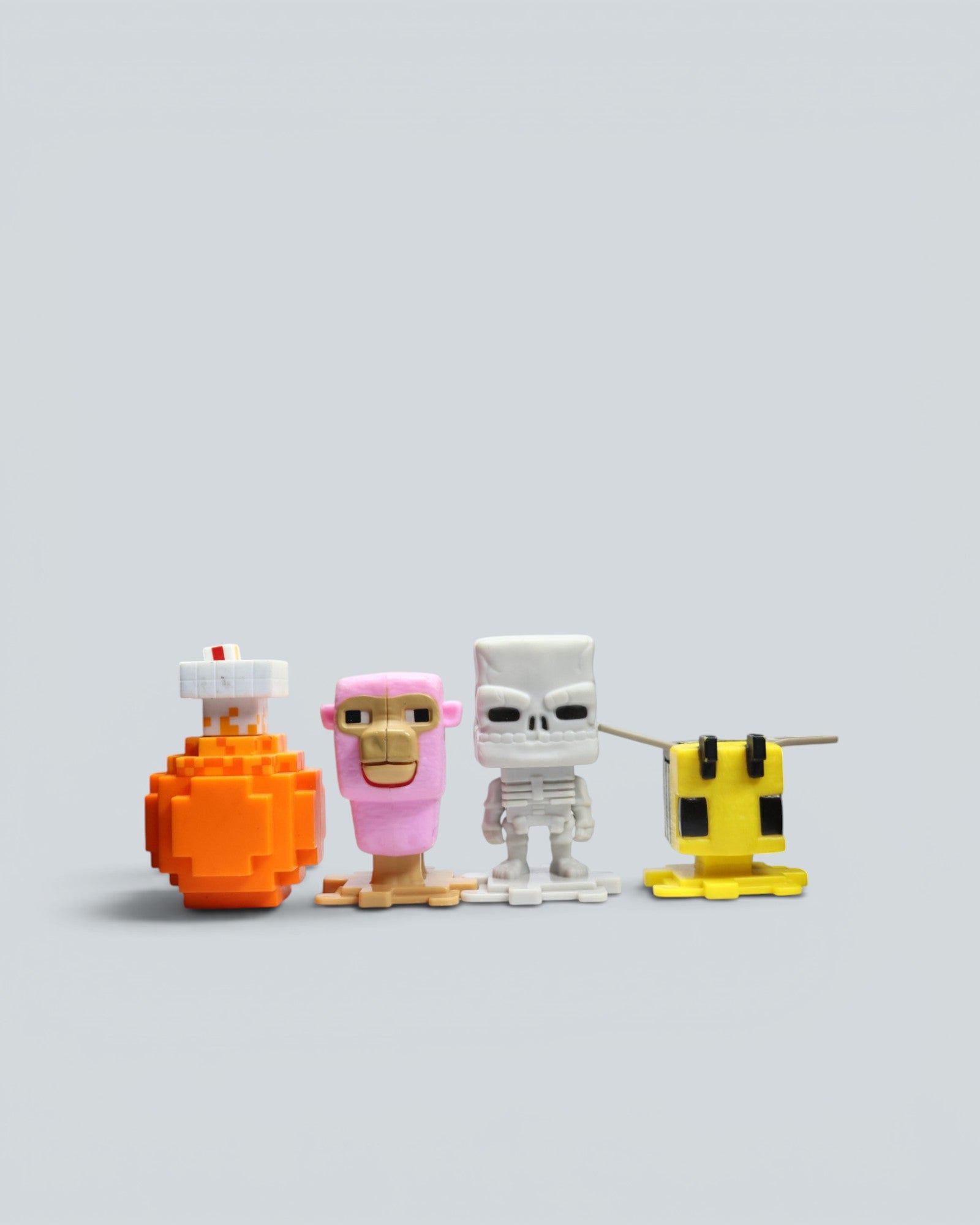 Minecraft Overworld Collectible Mini Figure Bundle – Pack of 4