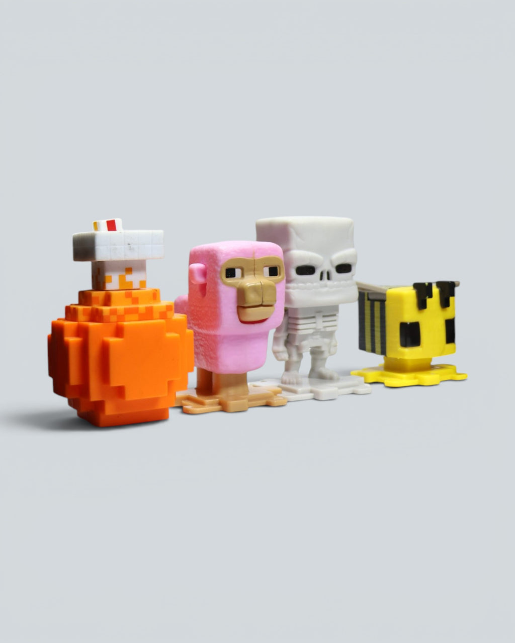 Minecraft Overworld Collectible Mini Figure Bundle – Pack of 4