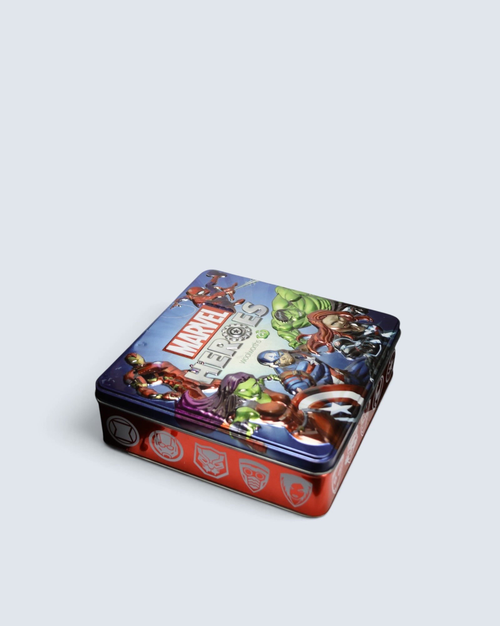 Marvel Heroes Collector Tin & Massive Connectable Coin / Token Set