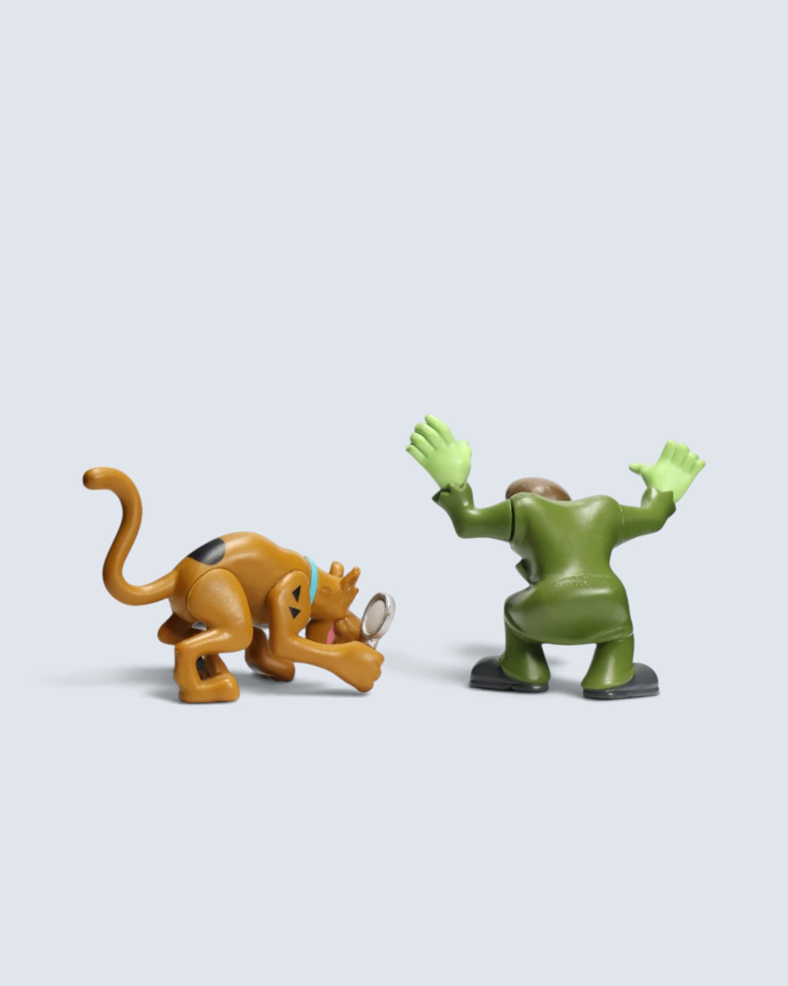 Scooby-Doo Scooby with Magnifying Glass & Frankenstein Monster Collectible Figurine Set