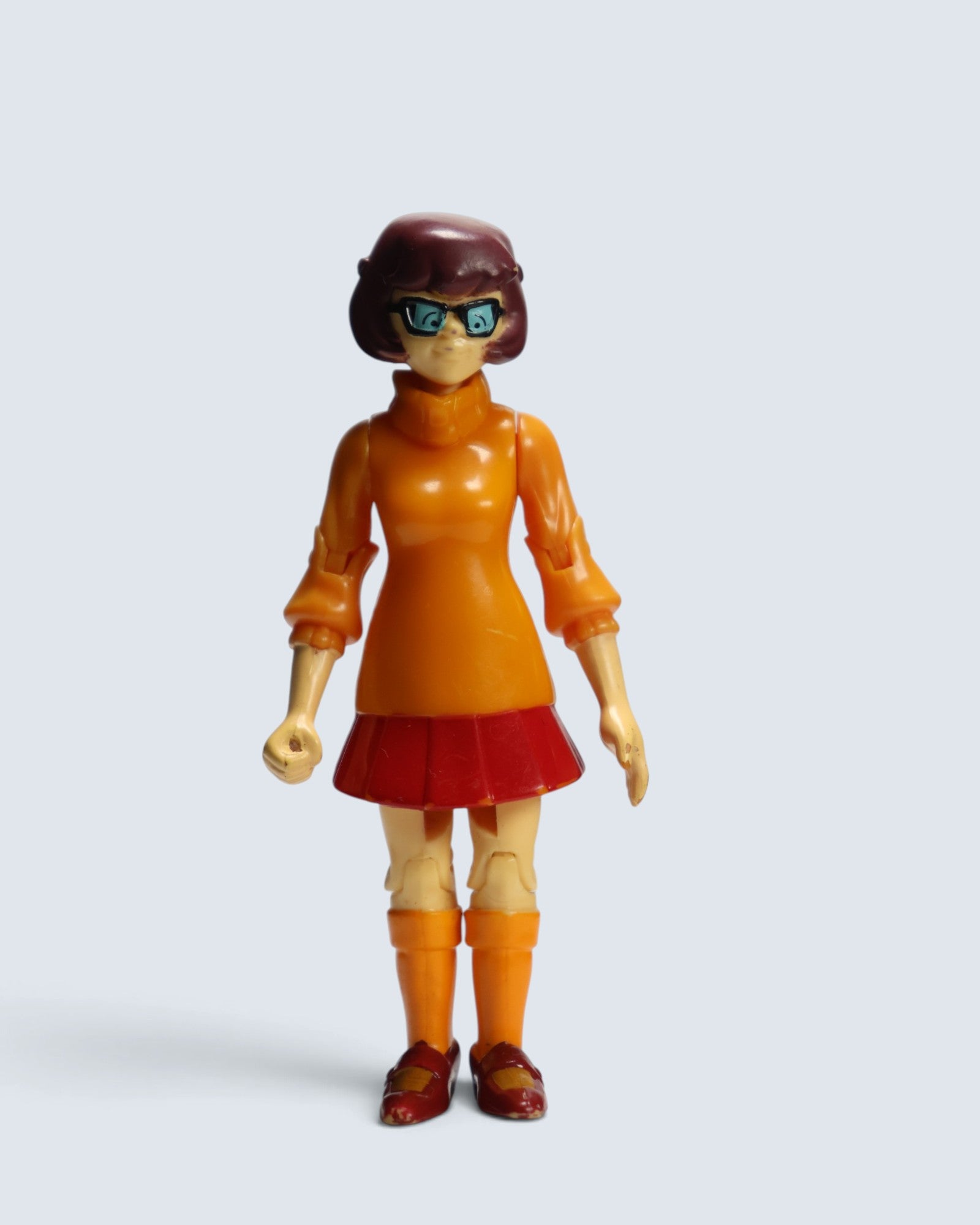 Scooby-Doo Scooby, Velma & Daphne Collectible Figurine Set (3-Piece Toy Bundle)