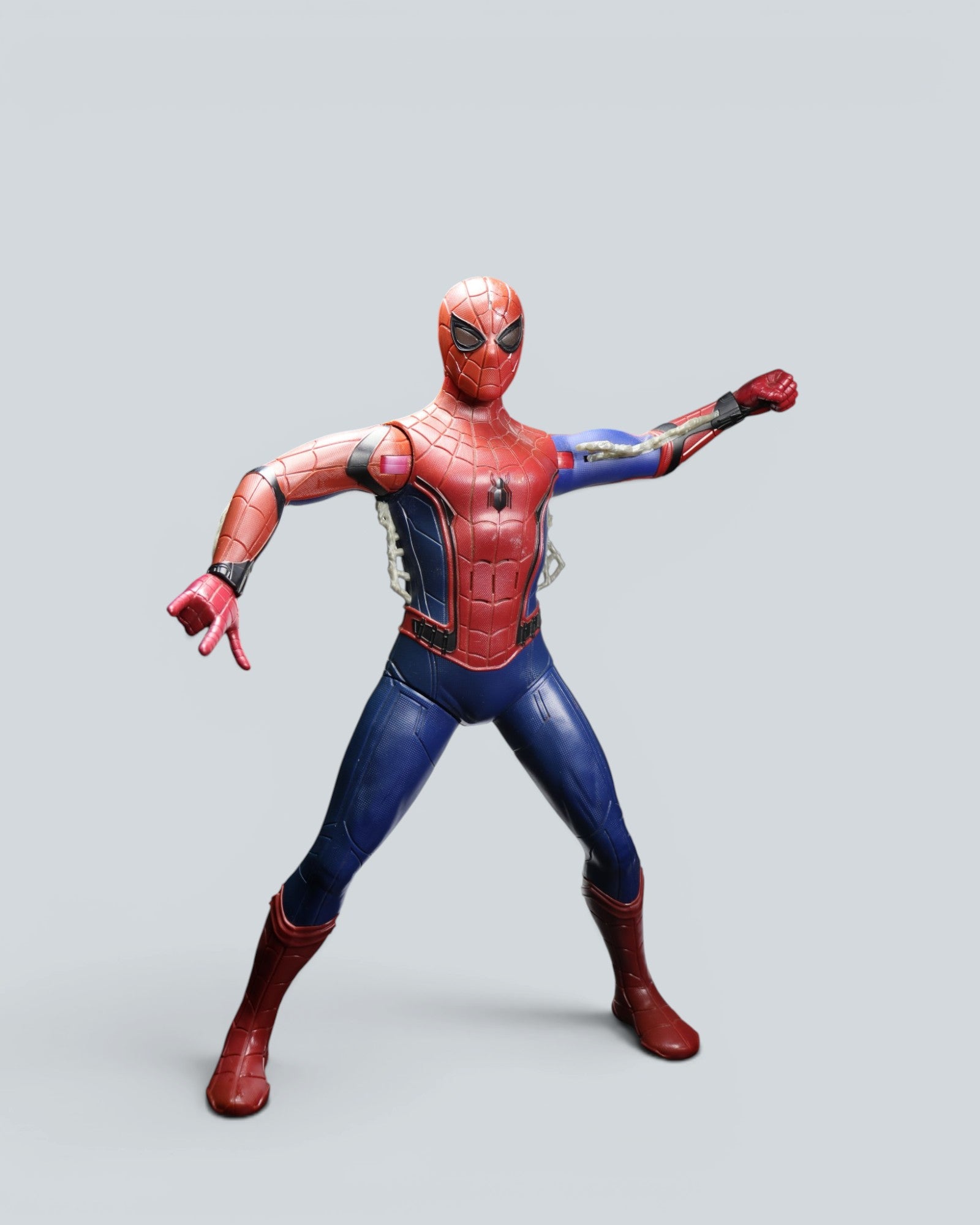 Marvel Spider-Man Stark Suit 15-Inch Large Action Figure - Interactive Electronic Toy with Sounds & Glowing Eyes
