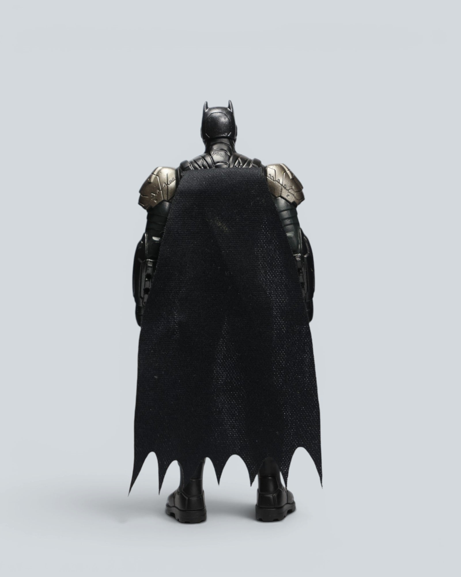 DC Comics Batman Tactical Armor Action Figure