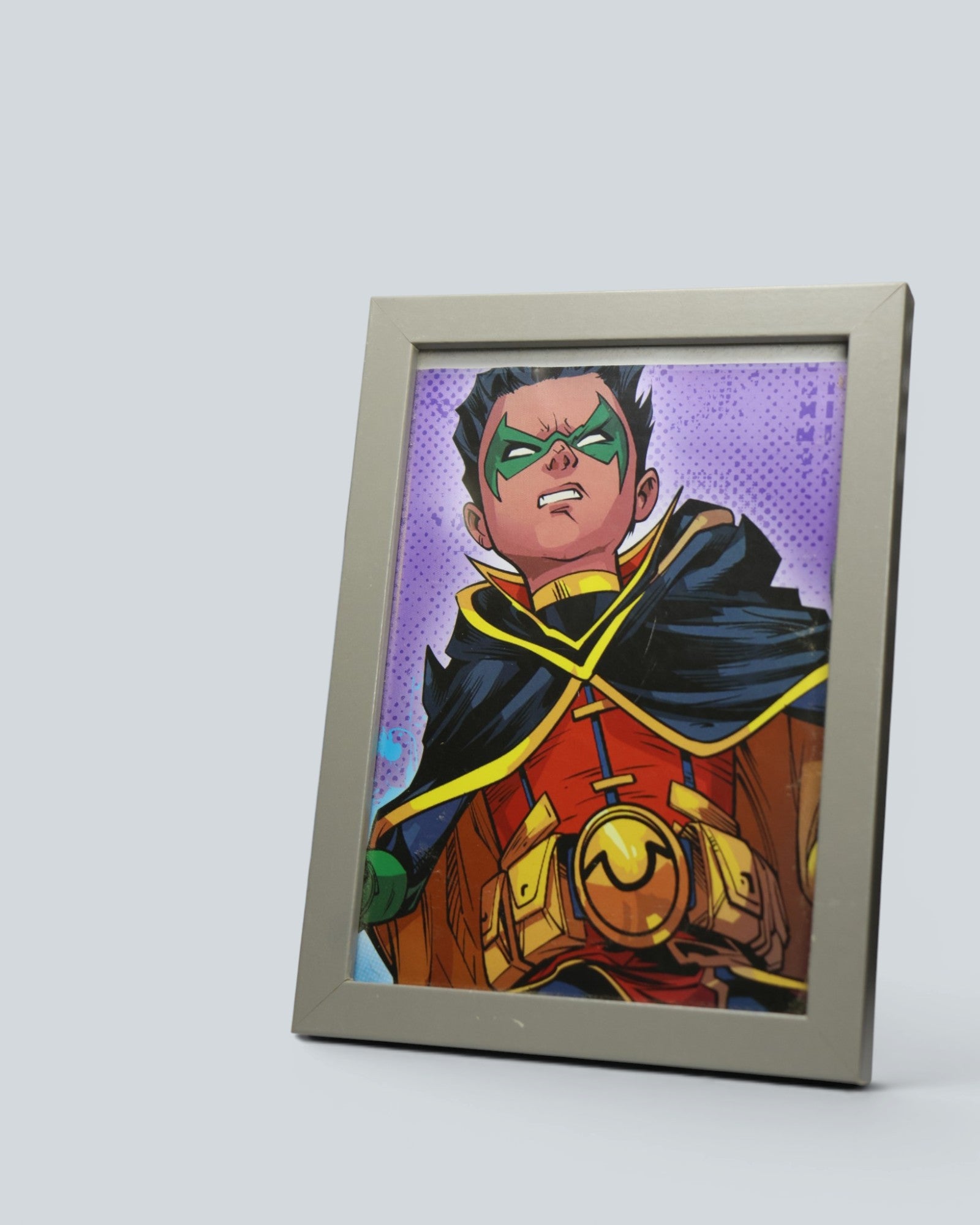 DC Comics: Robin Framed Art Print - Desktop & Wall Display