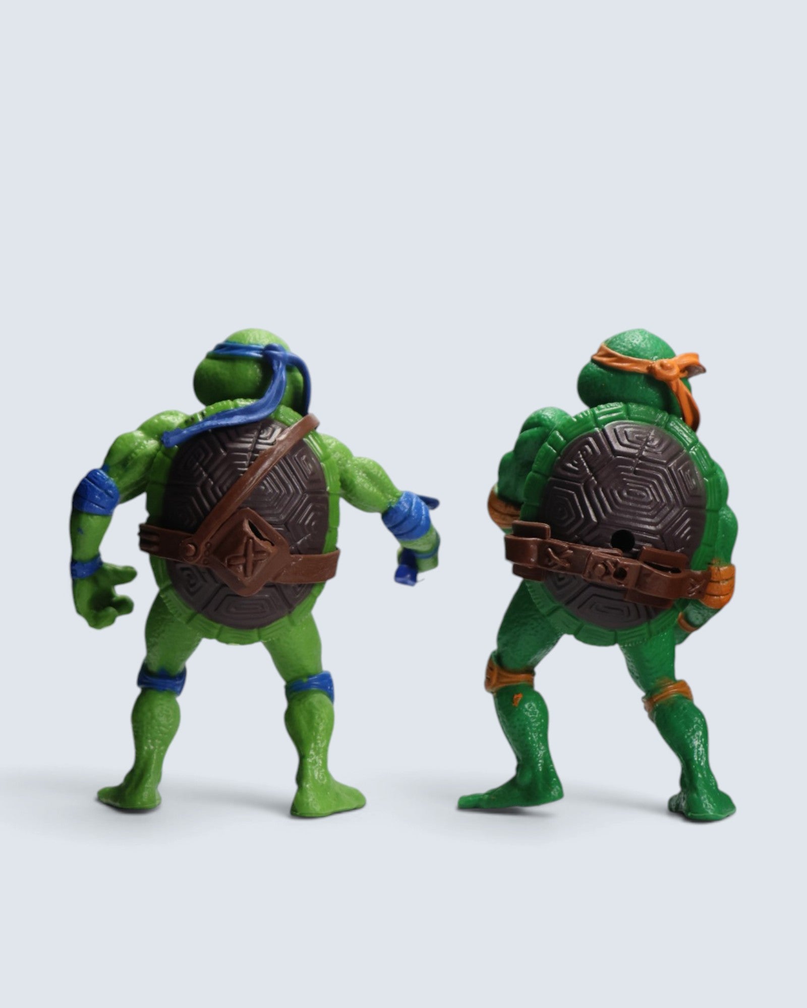 Teenage Mutant Ninja Turtles (TMNT) – Bundle of 6 Action Figures with Weapons