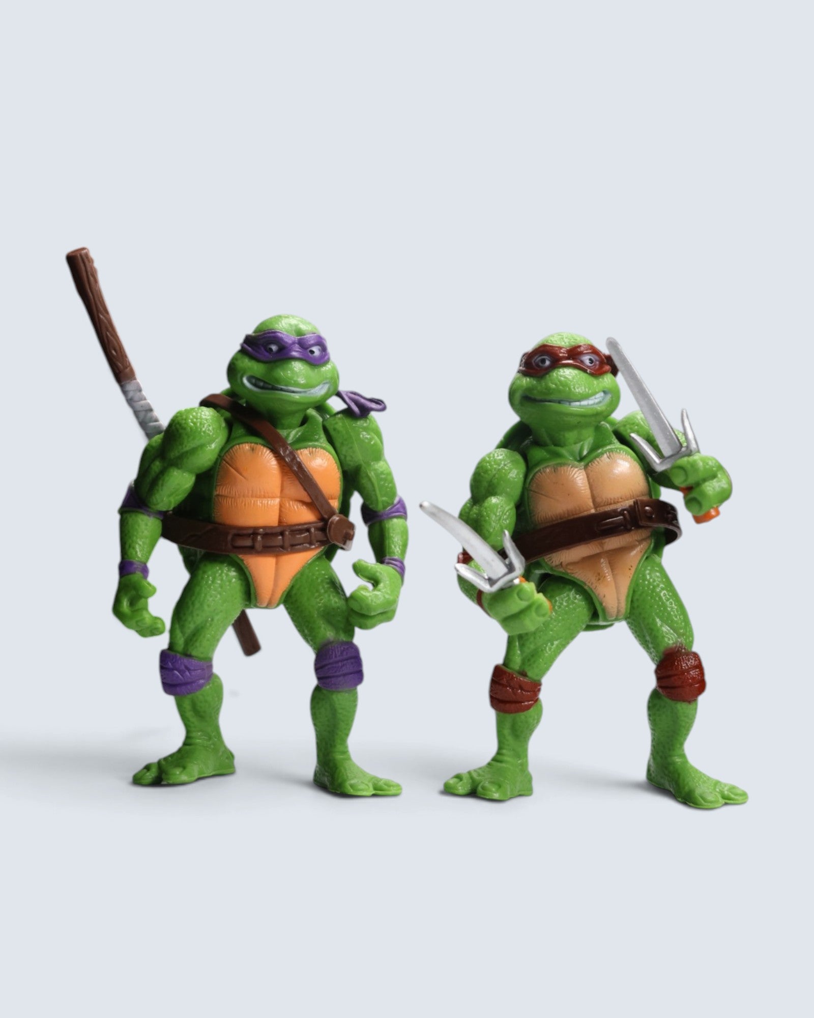 Teenage Mutant Ninja Turtles (TMNT) – Bundle of 6 Action Figures with Weapons