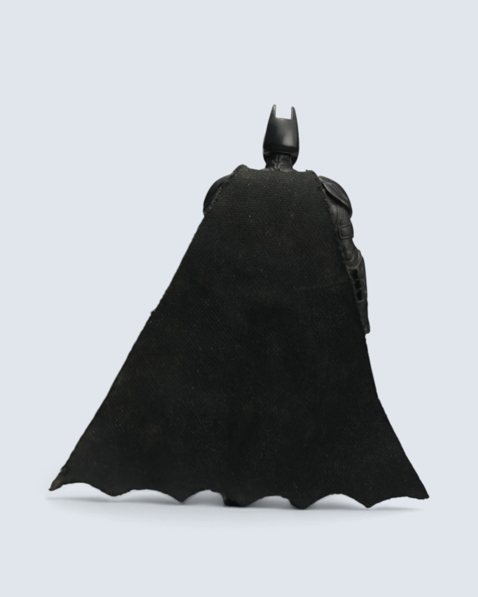 DC Batman The Dark Knight 4-Inch Action Figure with Fabric Cape