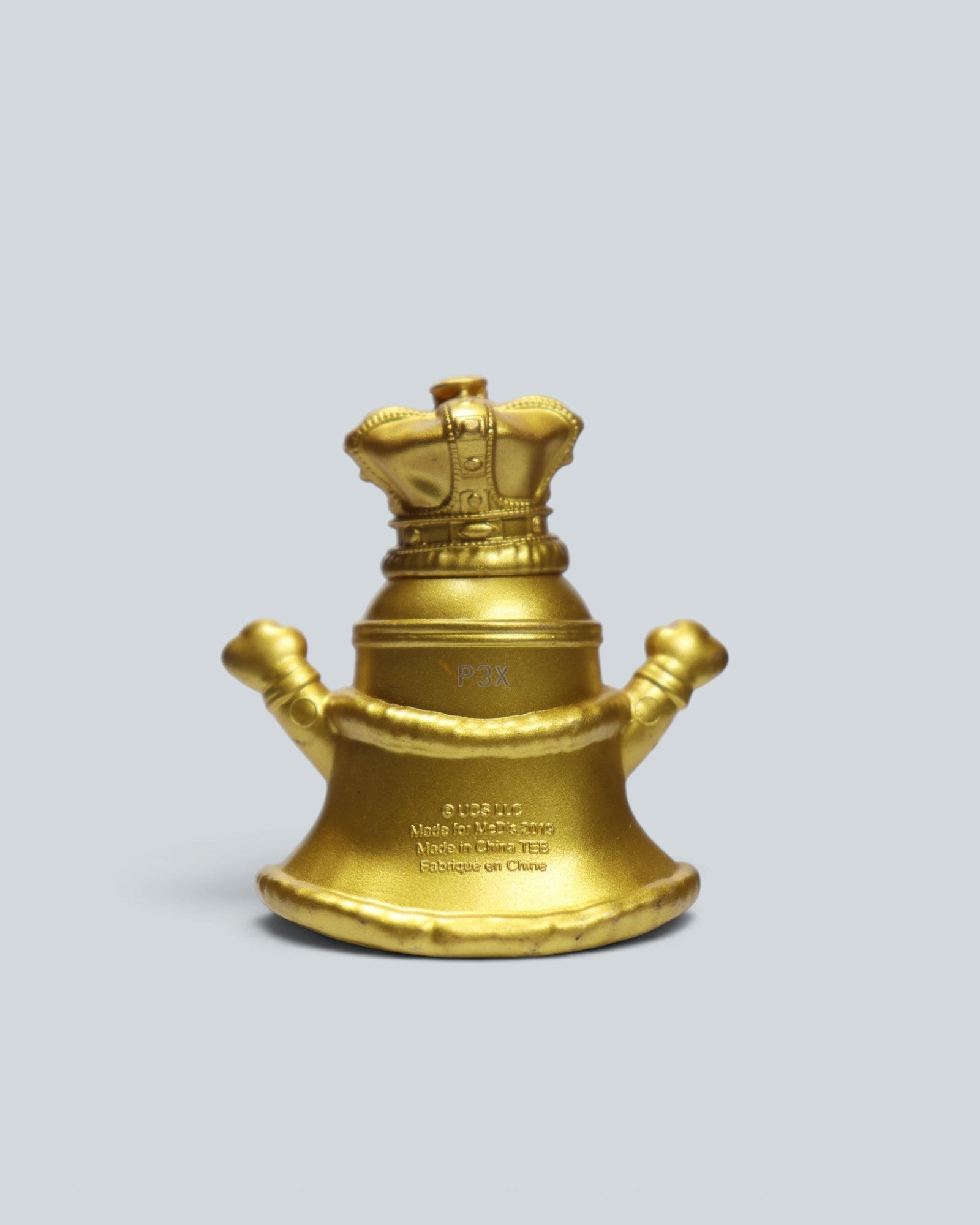 Despicable Me Minions King Bob Golden Mini Figure - Special Edition Metallic Gold Collectible Toy