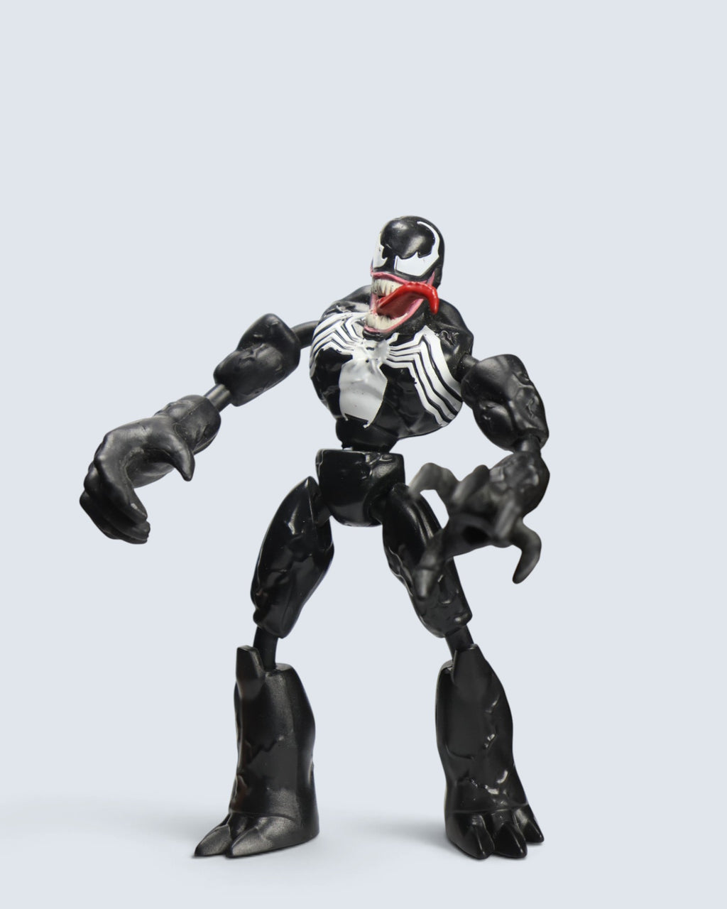 Marvel Spider-Man Web Battlers / Titan Hero Series – Venom Action Figure with Long Tongue