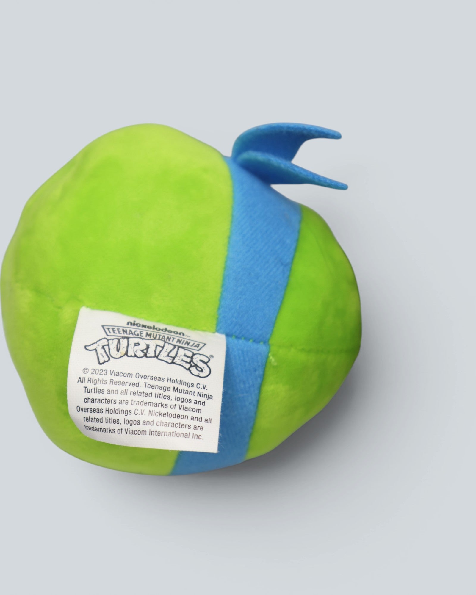 TMNT Official Leonardo Round Plush Backpack Clip