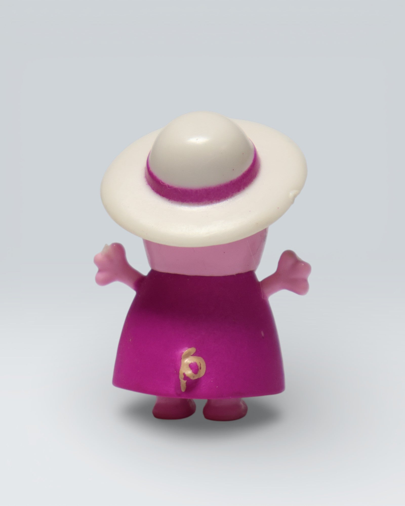 Granny Pig & Daddy Pig (Set of 2) - Peppa Pig Mini Figure Set