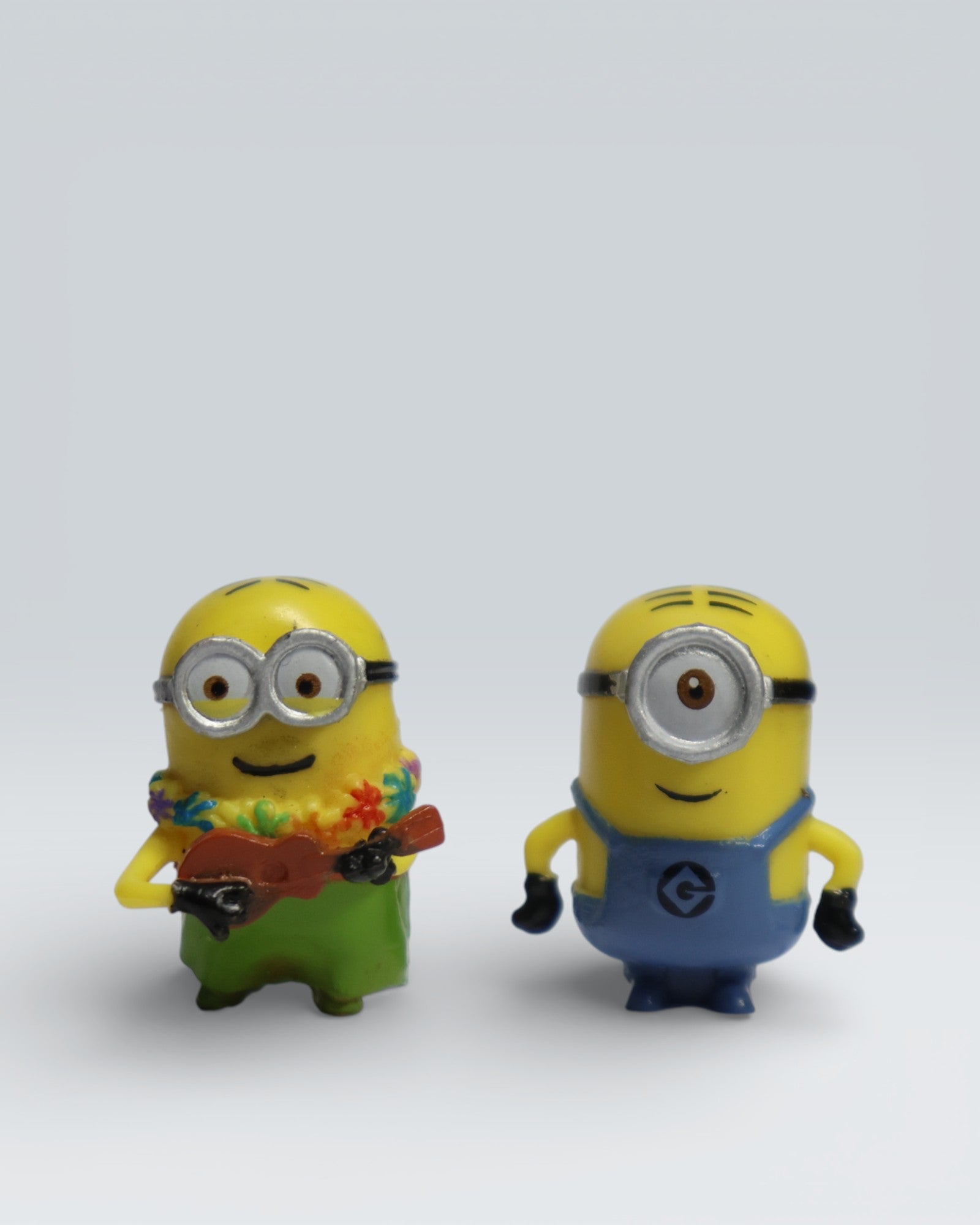 Classic Minion & Guitar Minion mini figure (Set of 2) - Minions