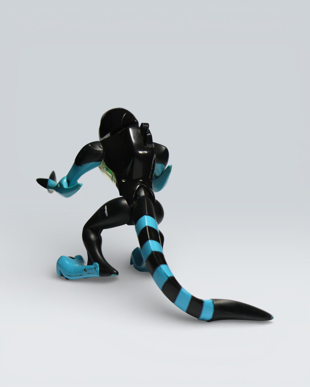 Ben 10 Ultimate Alien - Haywire XLR8 Action Figure