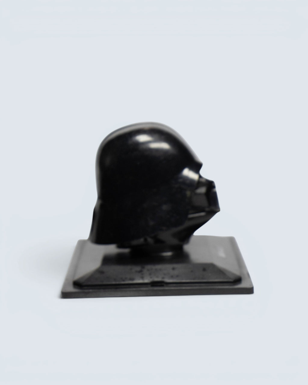 Star Wars: Darth Vader Helmet Display Bust Collectible