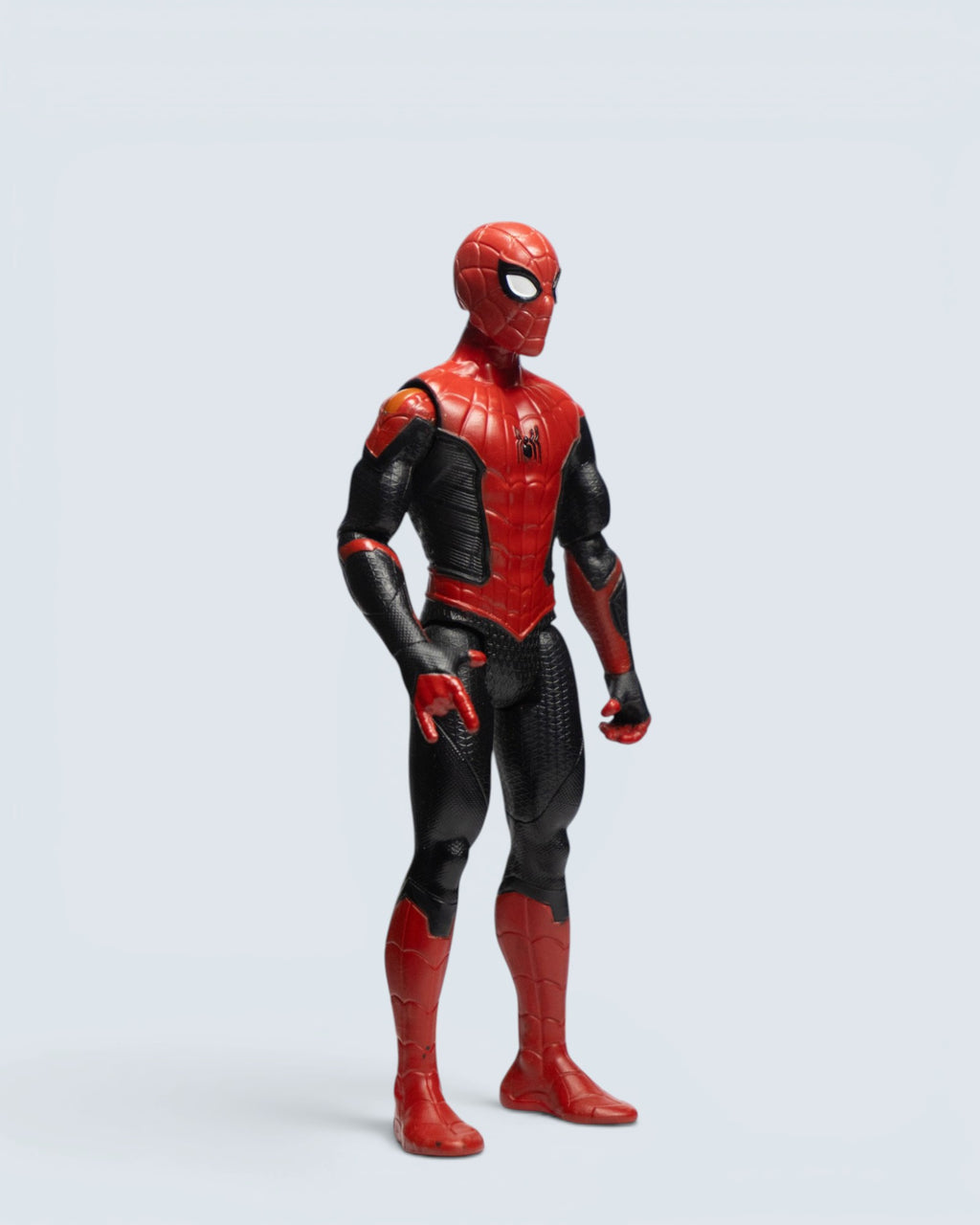 Marvel Spider-Man Far From Home: Upgraded Suit Action Figure