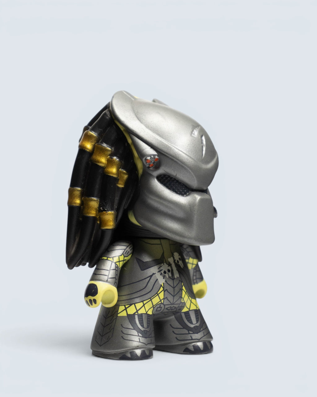 The Predator Metallic Bio-Mask Stylized Mini Figure