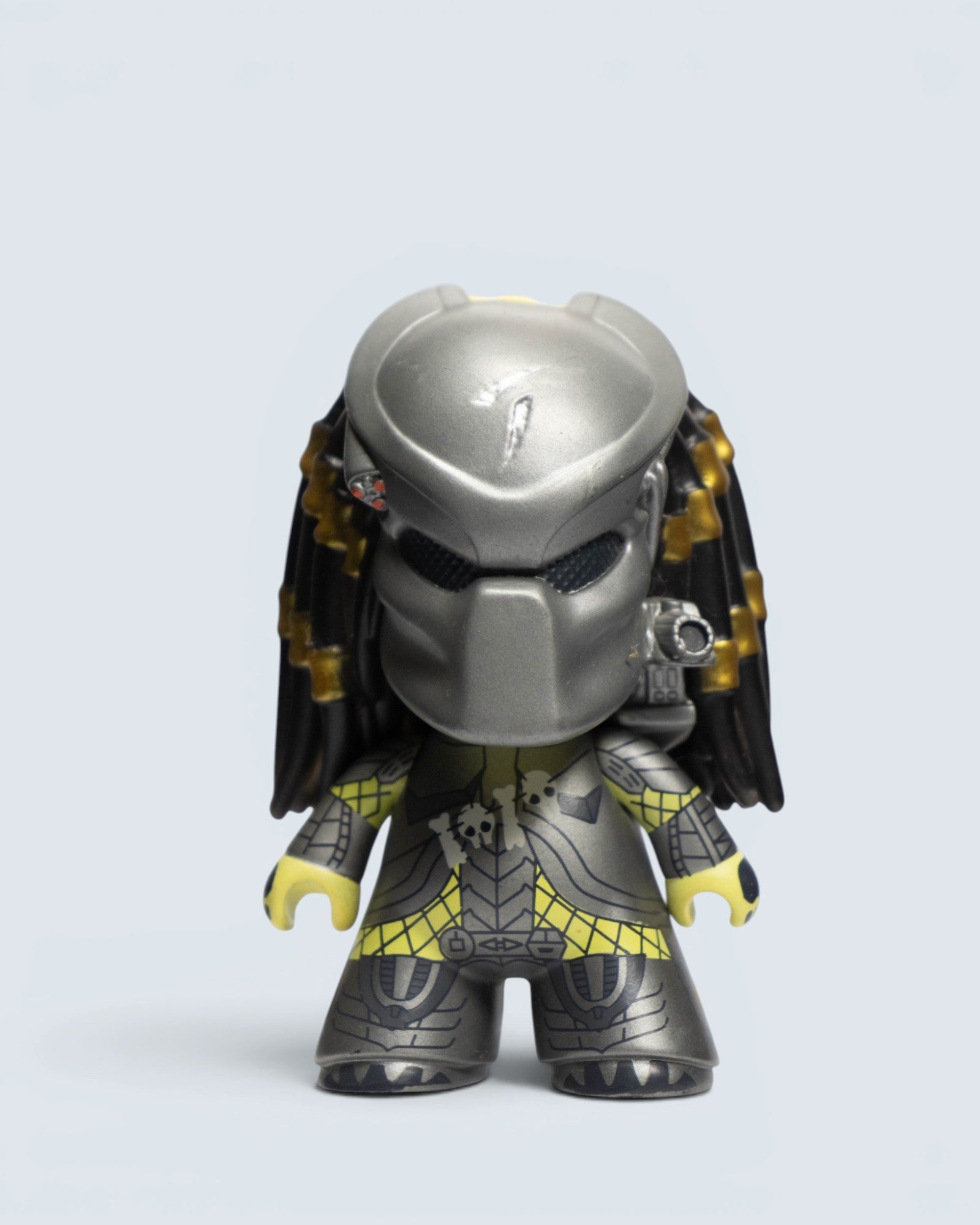 The Predator Metallic Bio-Mask Stylized Mini Figure