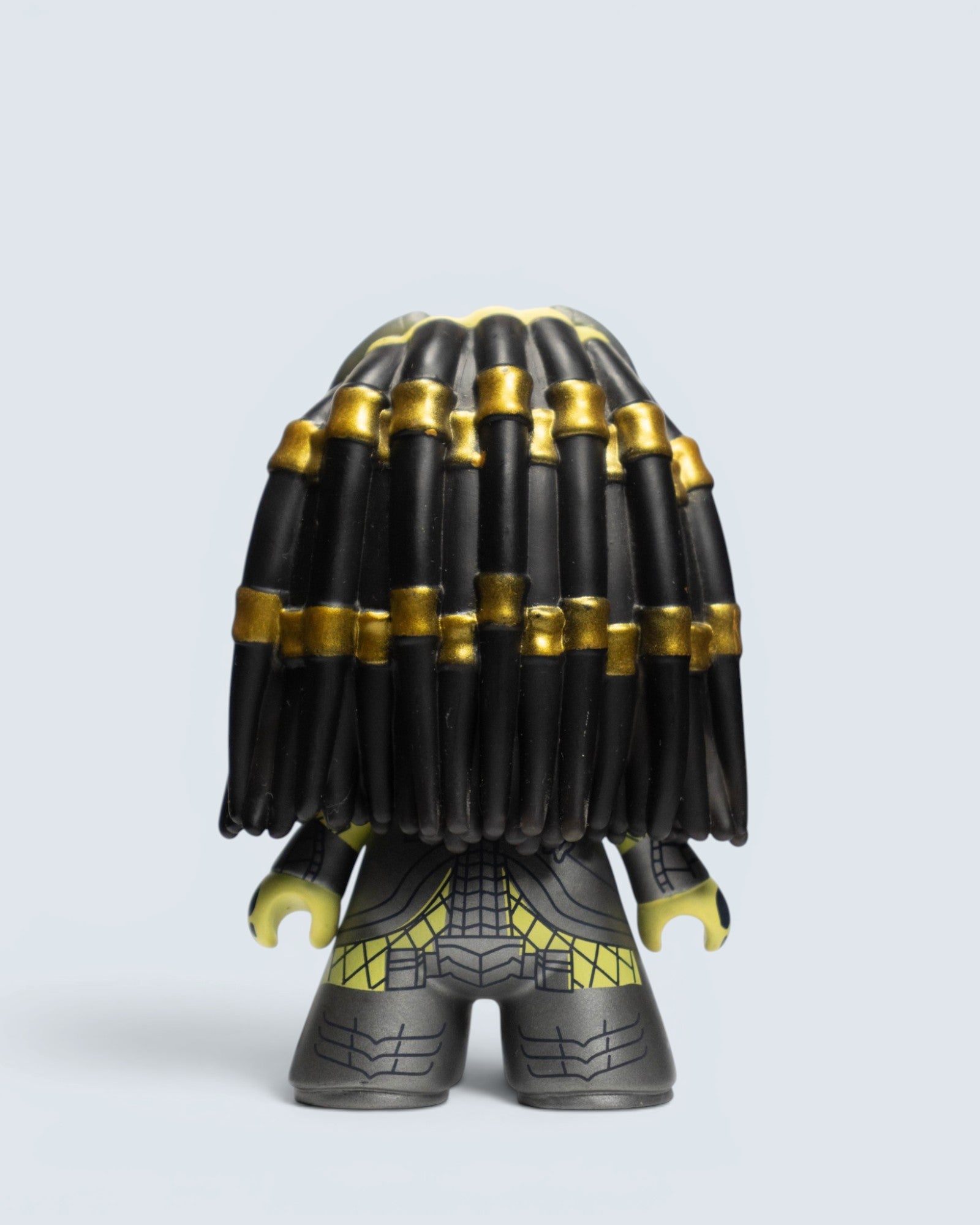 The Predator Metallic Bio-Mask Stylized Mini Figure