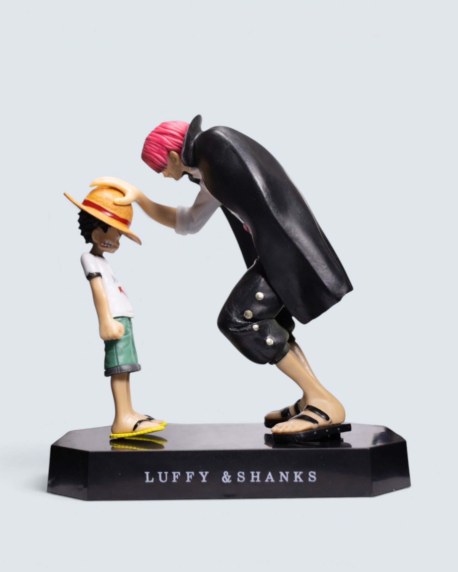 One Piece Luffy & Shanks Straw Hat Promise Diarama Figurine