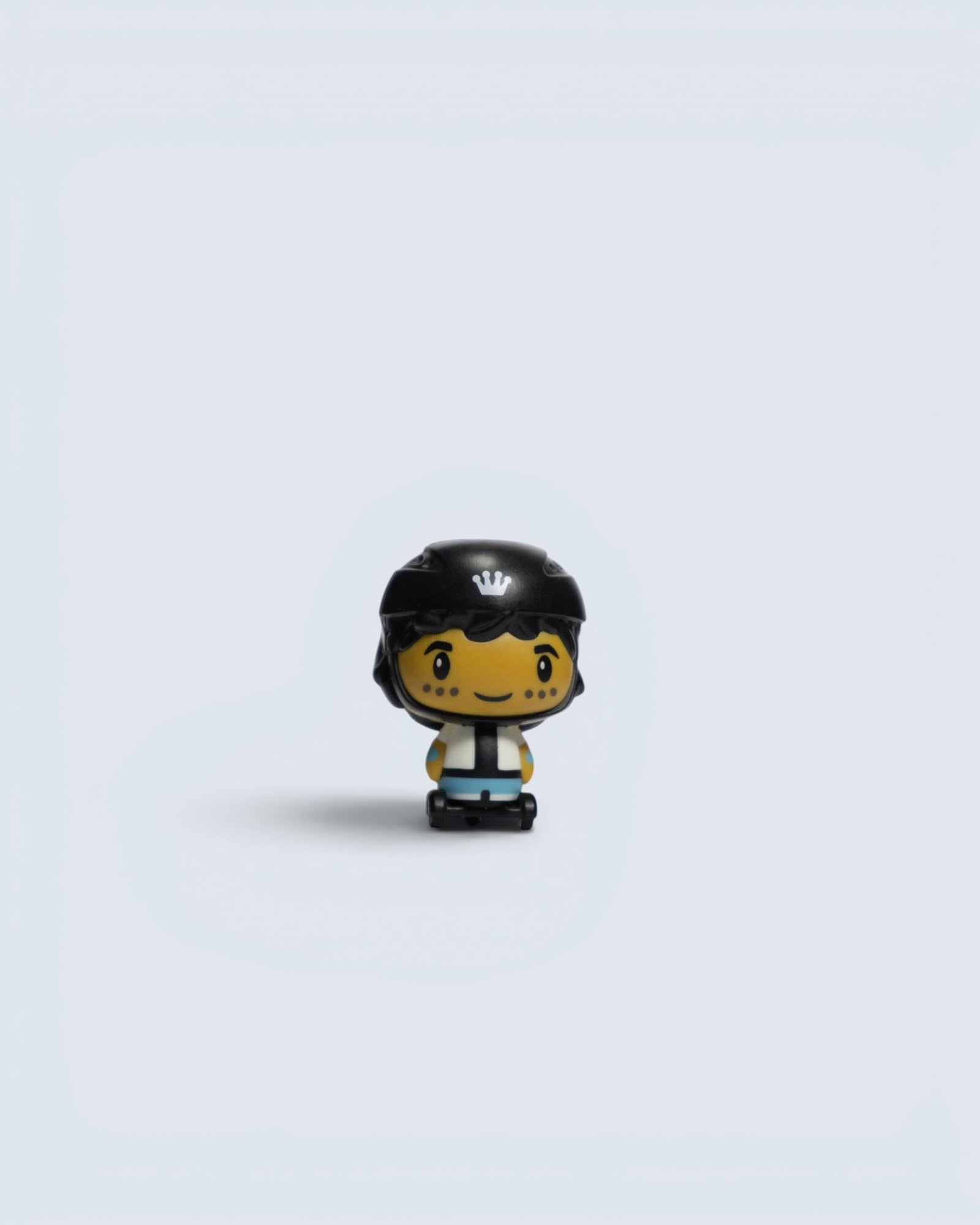 Funko Mystery Minis: Street Style Skater Boy (VD313) Mini Vinyl Figure