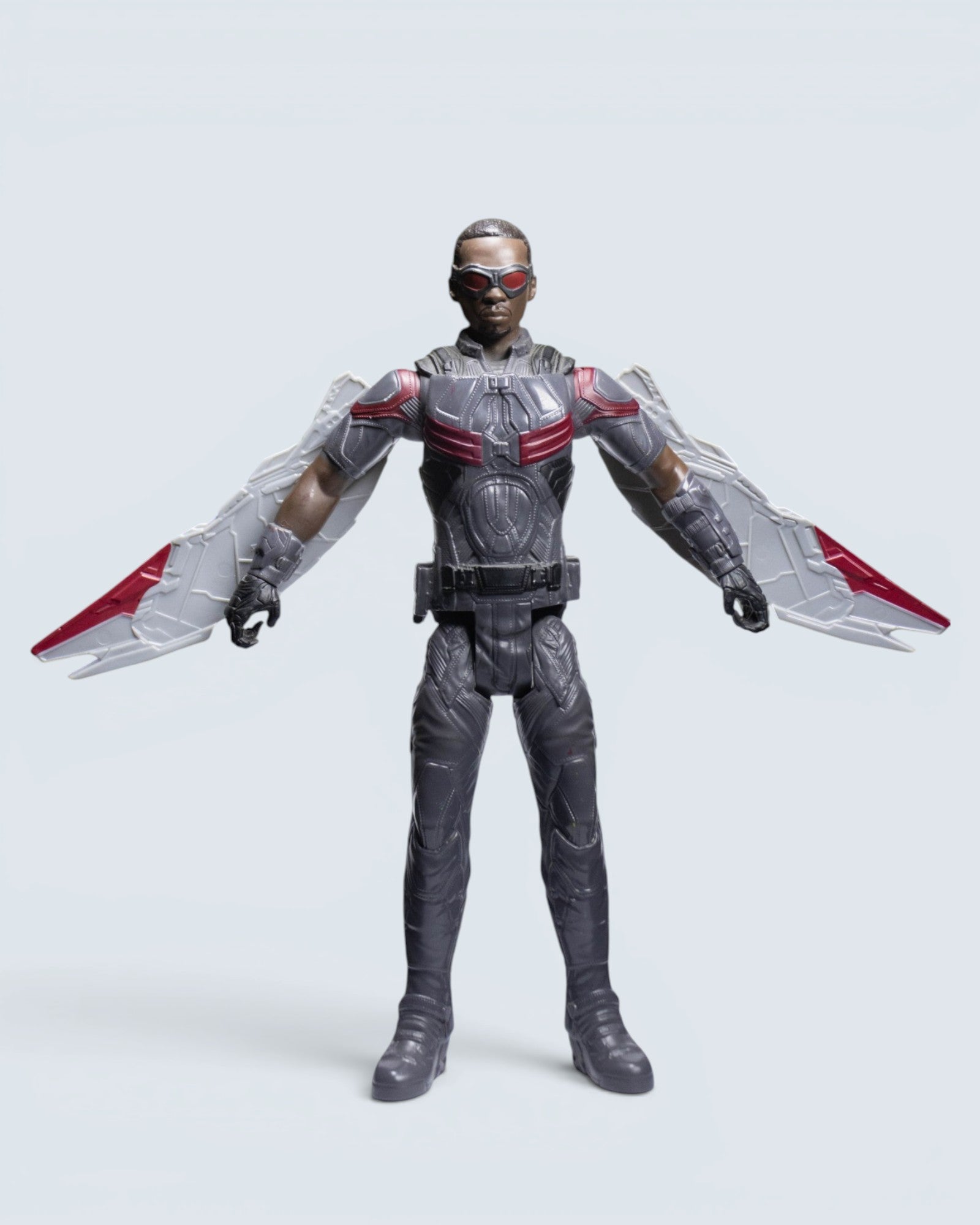 Marvel Avengers Titan Hero Series Falcon (MCU Version) 11.5-Inch Action Figure