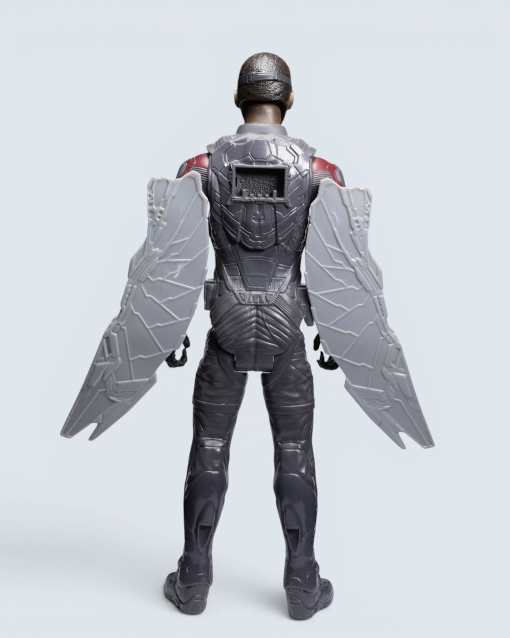 Marvel Avengers Titan Hero Series Falcon (MCU Version) 11.5-Inch Action Figure