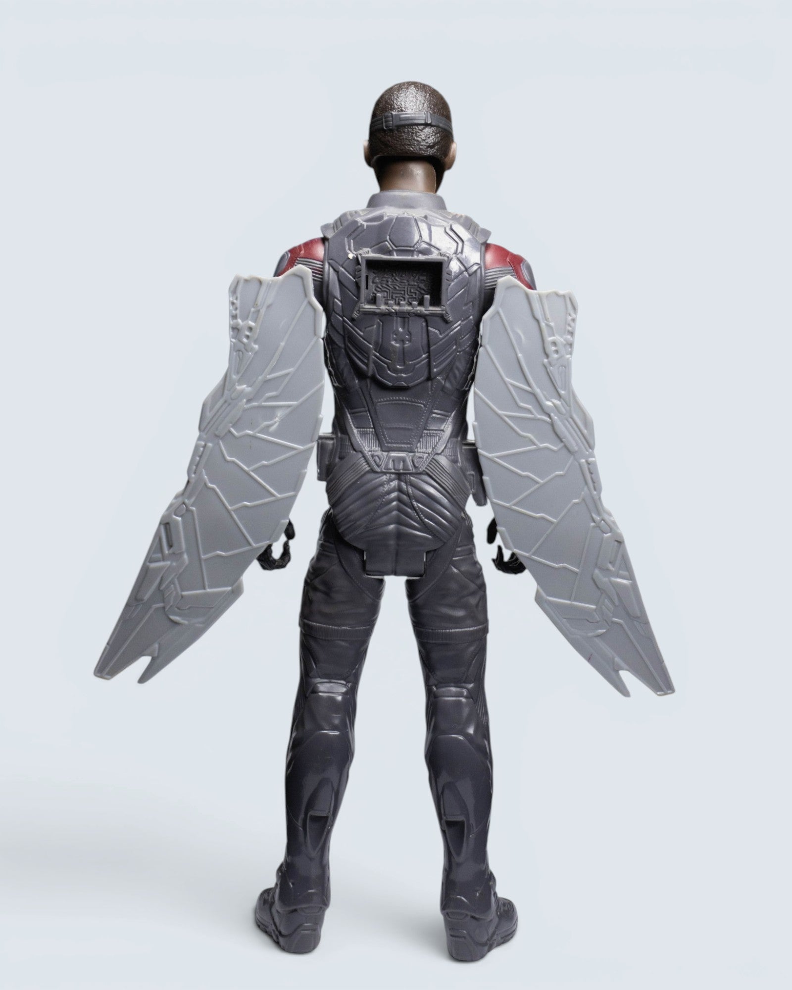 Marvel Avengers Titan Hero Series Falcon (MCU Version) 11.5-Inch Action Figure
