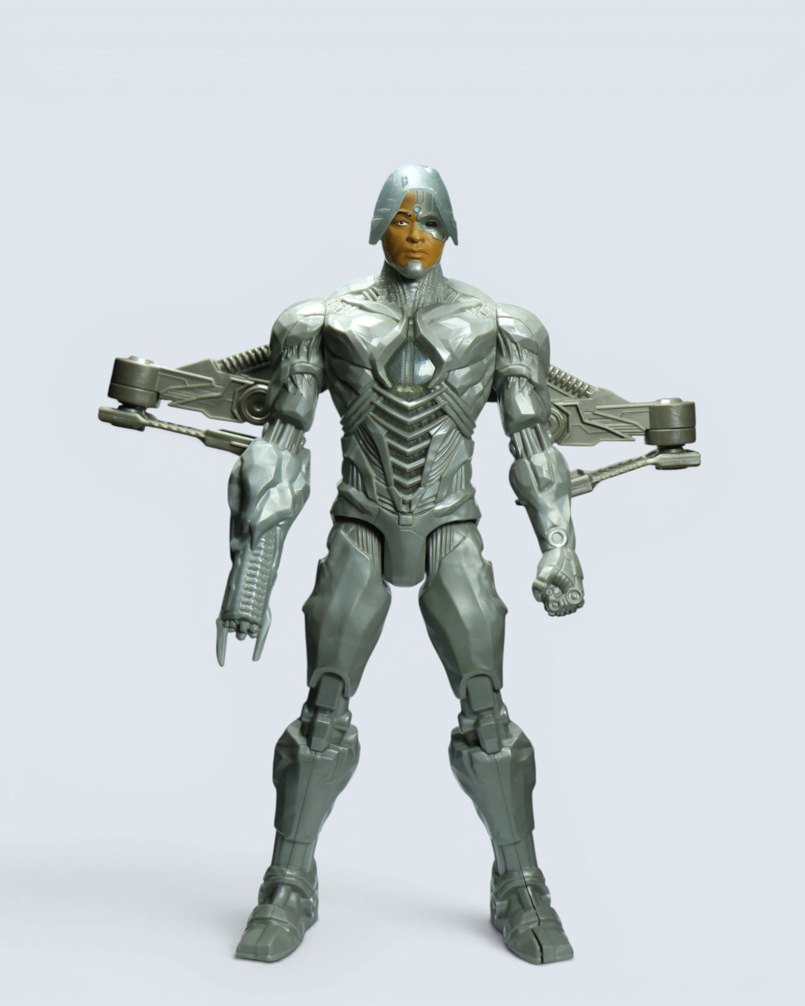 DC Justice League Cyborg 12-Inch Action Figure with Armor Blaster Wings