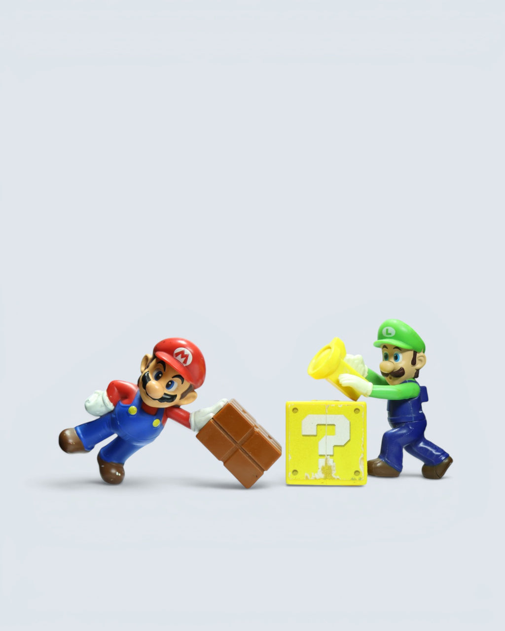 Mario Bros. Mario, Luigi - Bundle of 2
