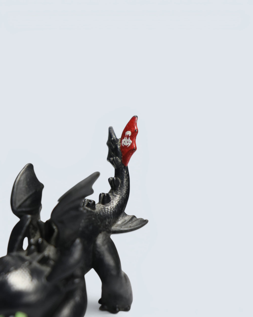 How to Train Your Dragon: Mini Toothless Night Fury