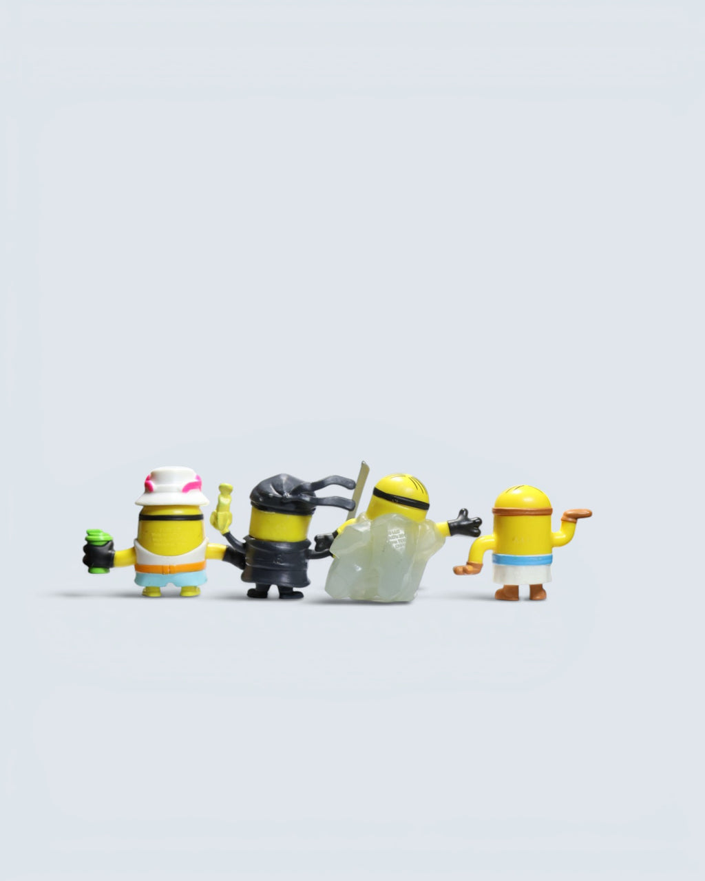 Despicable Me Minions Assorted Costume Figure Set (4-Piece Bundle)