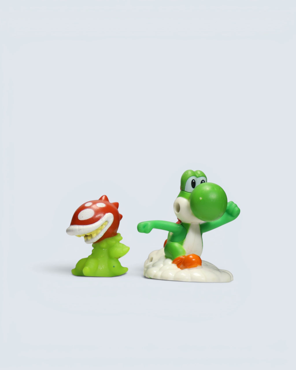 Mario - Yoshi and Piranha Plant Figure Set