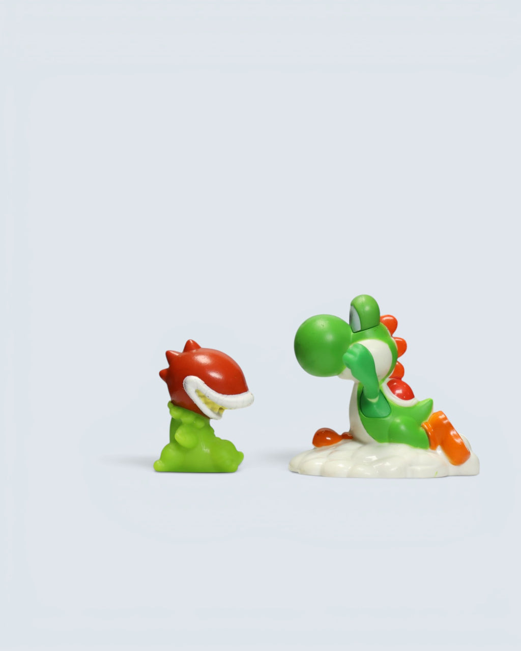 Mario - Yoshi and Piranha Plant Figure Set