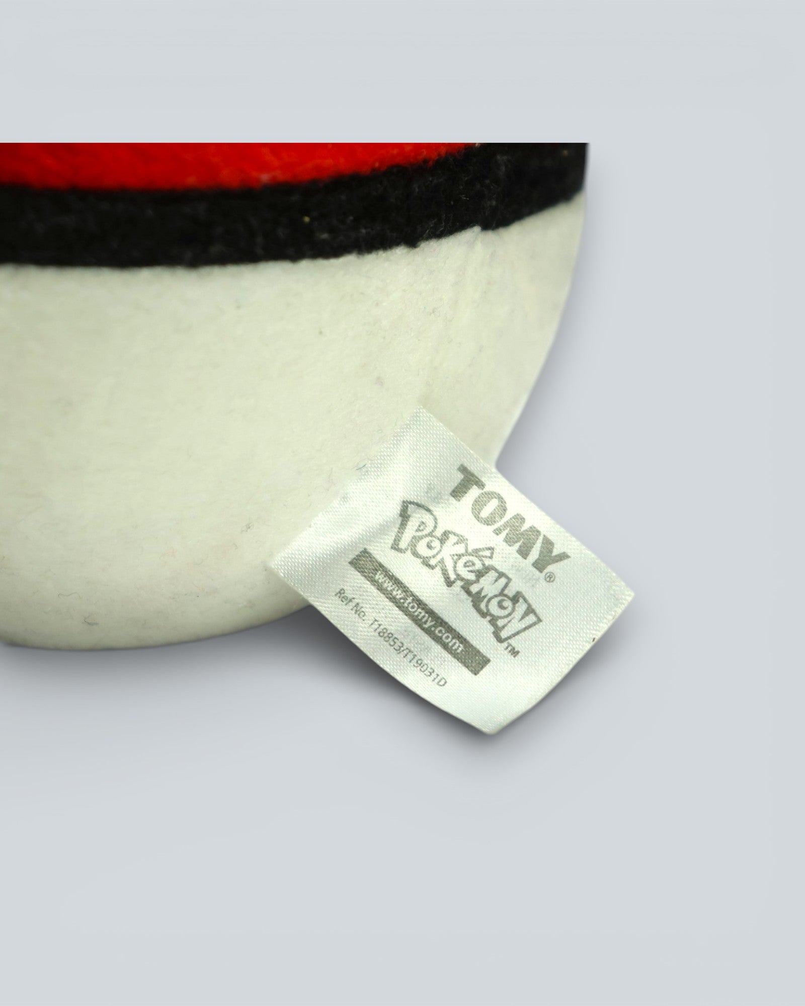 Pokémon: Poké Ball – Official Premium Plush