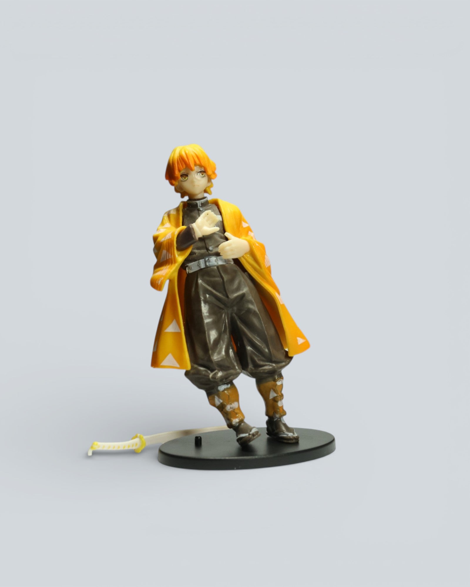 Demon Slayer: Zenitsu Agatsuma – Slayer Corps Figure