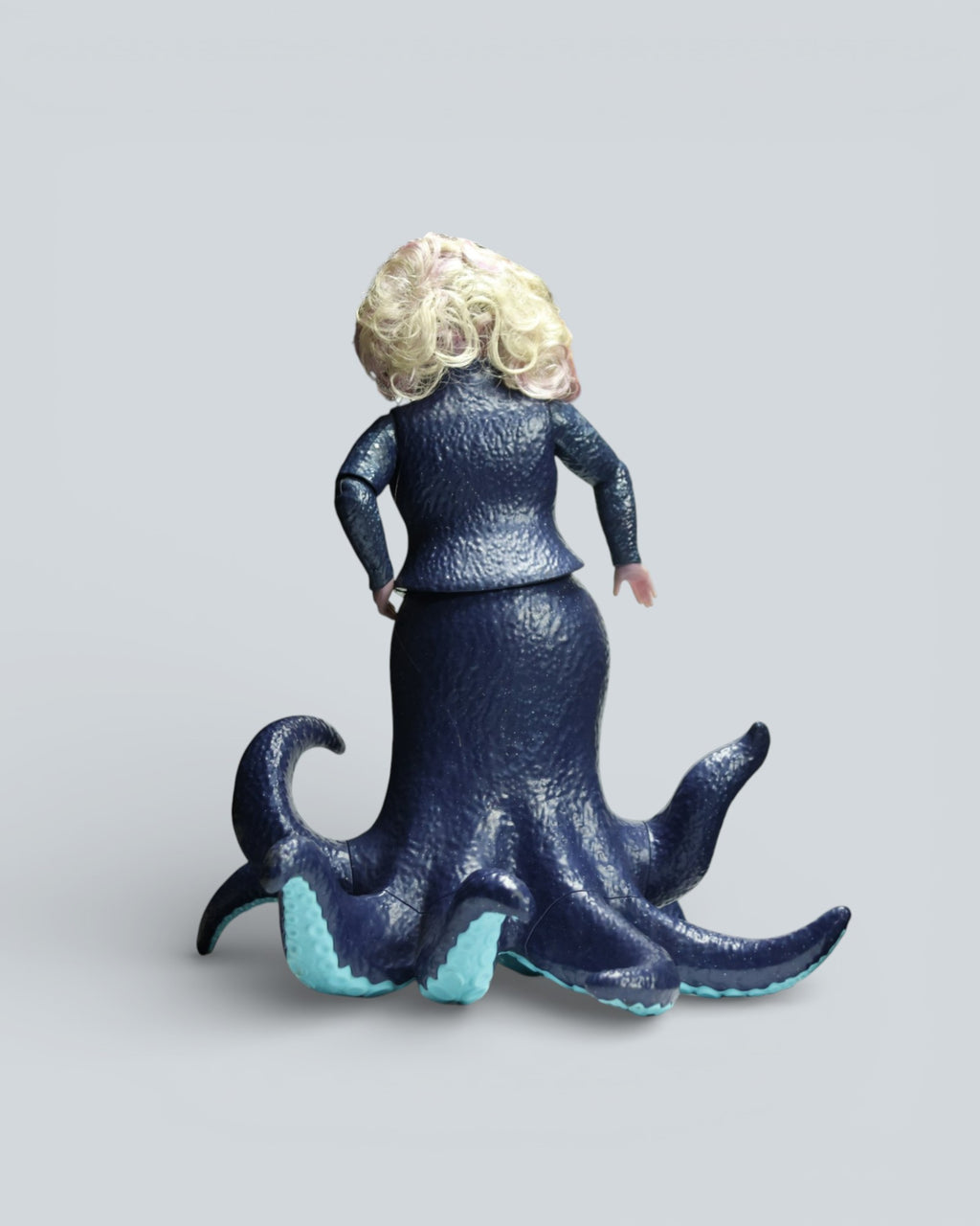 The Little Mermaid: Ursula – Disney Villain Figurine - 10 inch