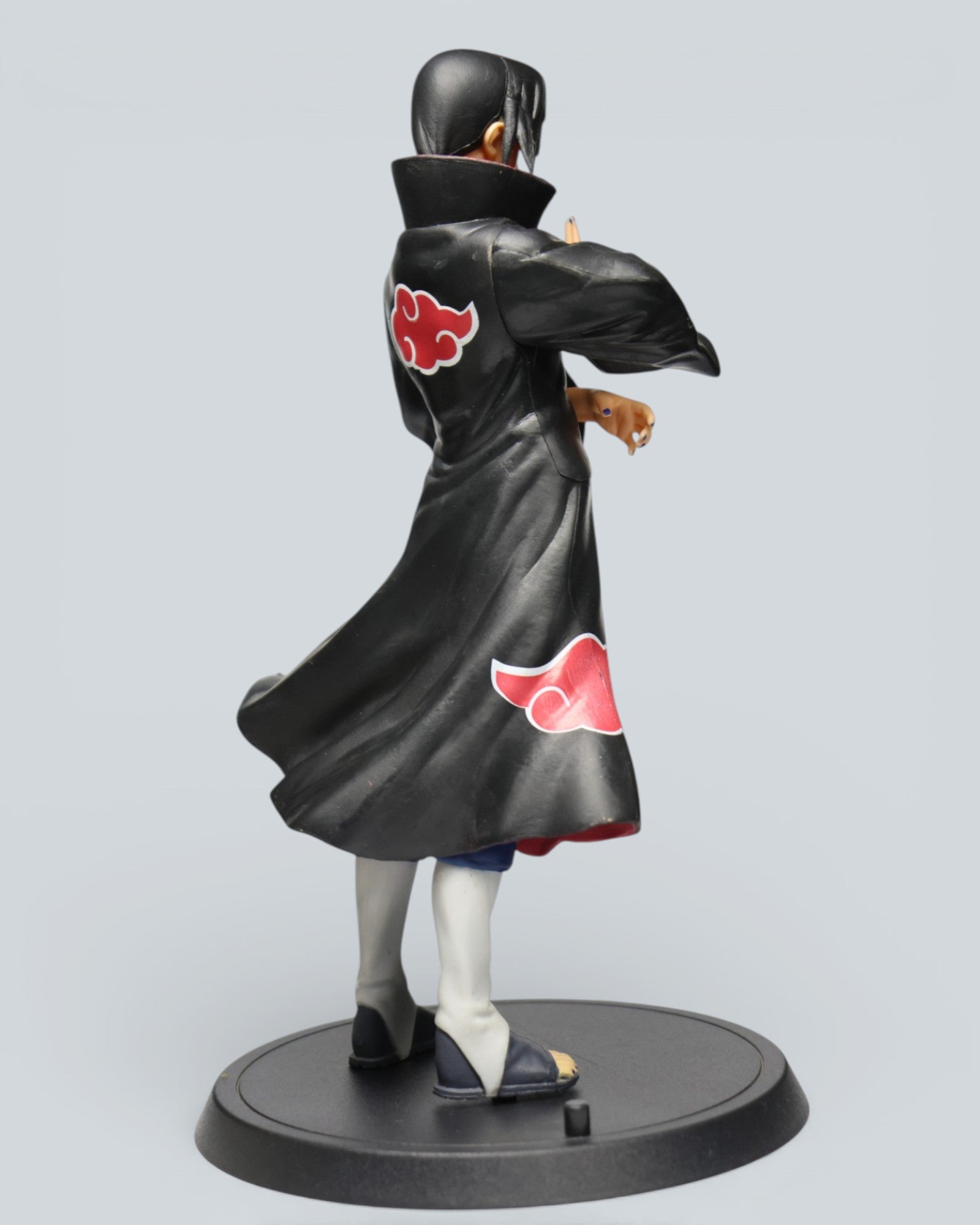 Naruto Shippuden: Itachi Uchiha (Akatsuki Cloak) - Figure