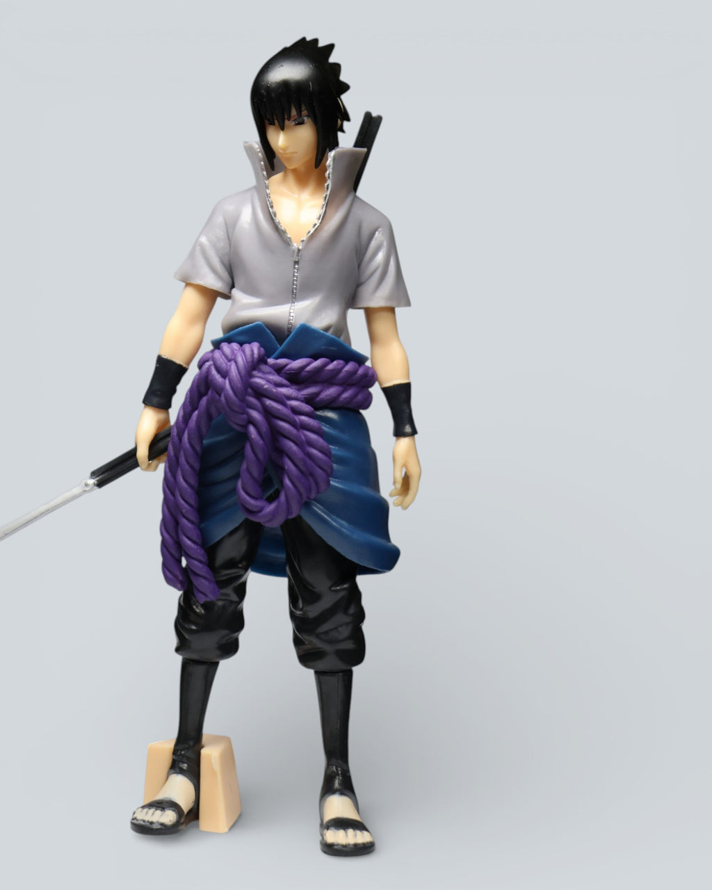 Naruto Shippuden: Sasuke Uchiha - Action Figure - with Kusanagi Sword