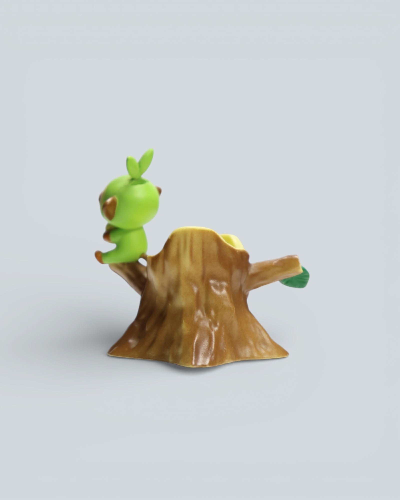 Pokémon: Grookey Tree Stump Pen Holder – Cute Pokémon Desk Organizer Figurine