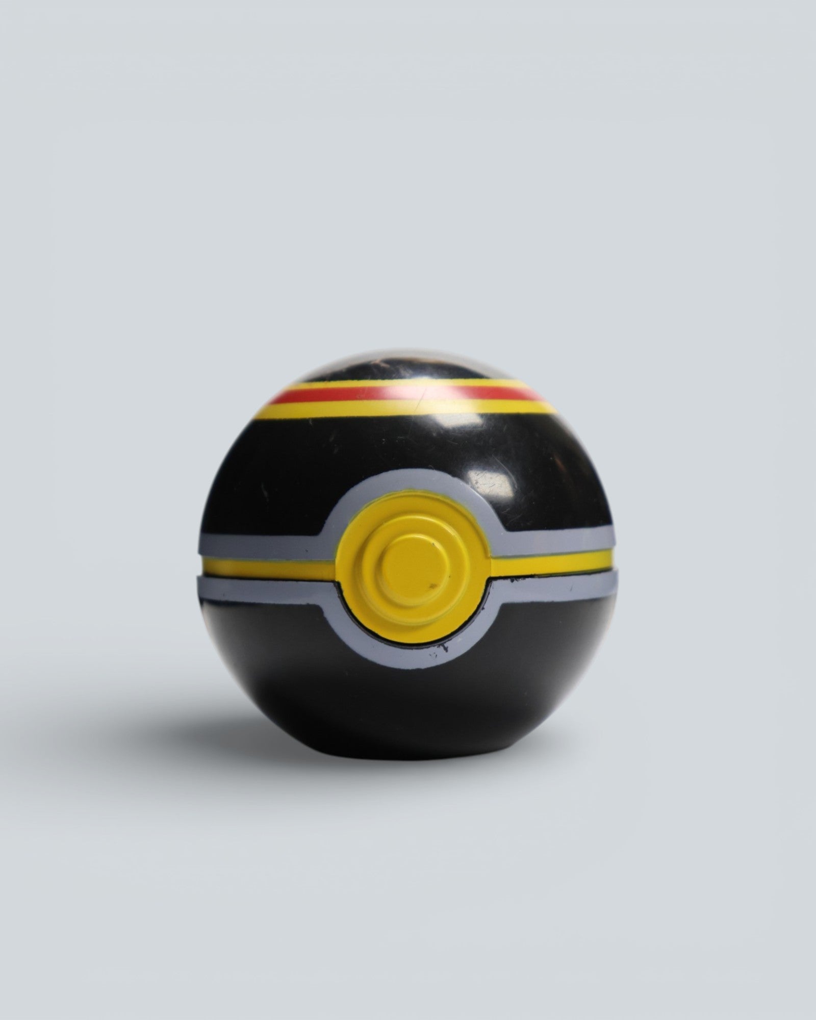 Pokémon:  Poké Ball - Black & Yellow LegendaryCollectible