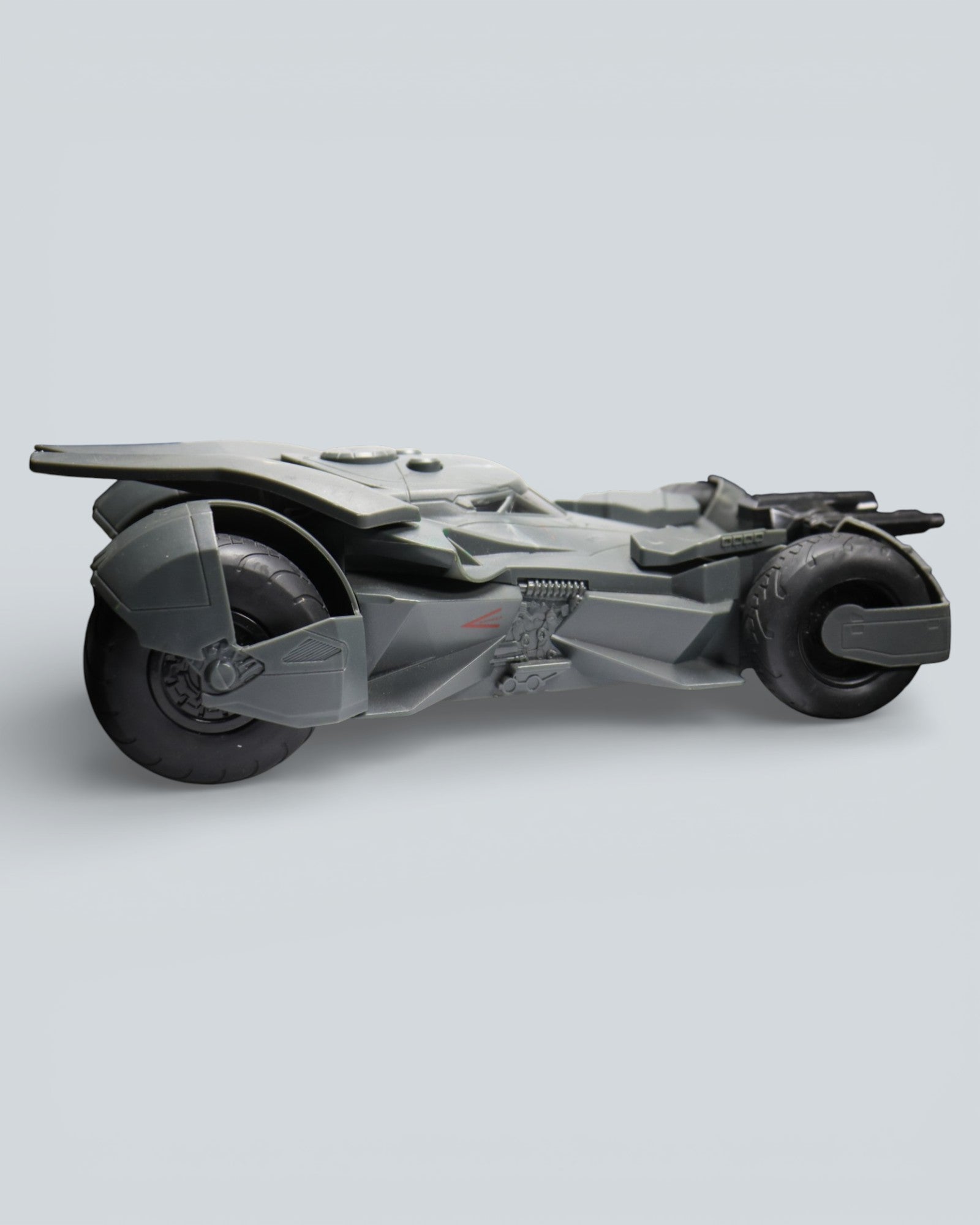 DC Multiverse: Justice League Batmobile (Tactical Edition) Deluxe Vehicle - 26x11 cm