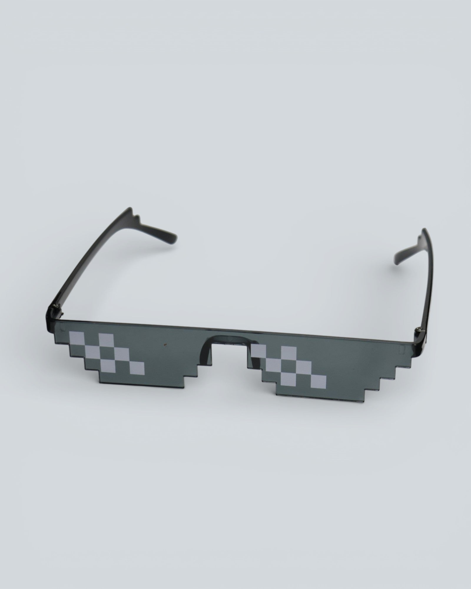 Thug Life Pixelated Sunglasses – 8-Bit Gamer Glasses & Meme Cosplay Accessory