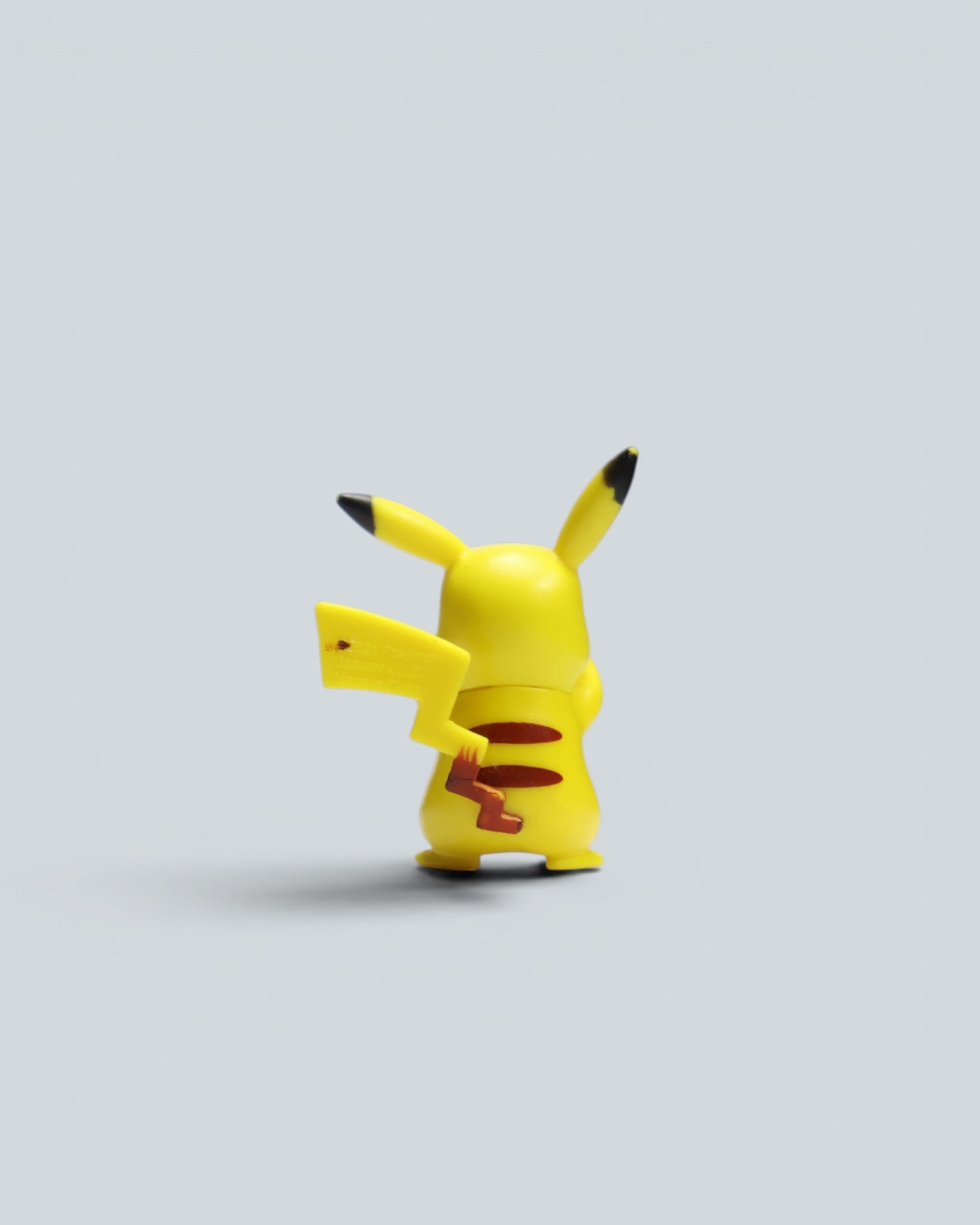 Pokémon: Pikachu "Shy" Miniature Figure