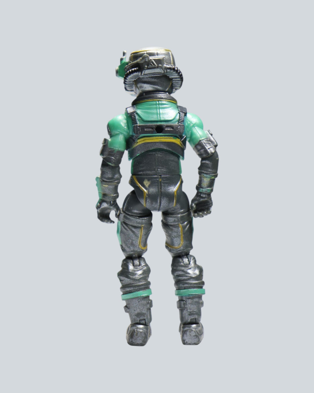 Fortnite Eternal Voyager Action Figure – Green "Explorer" Variant