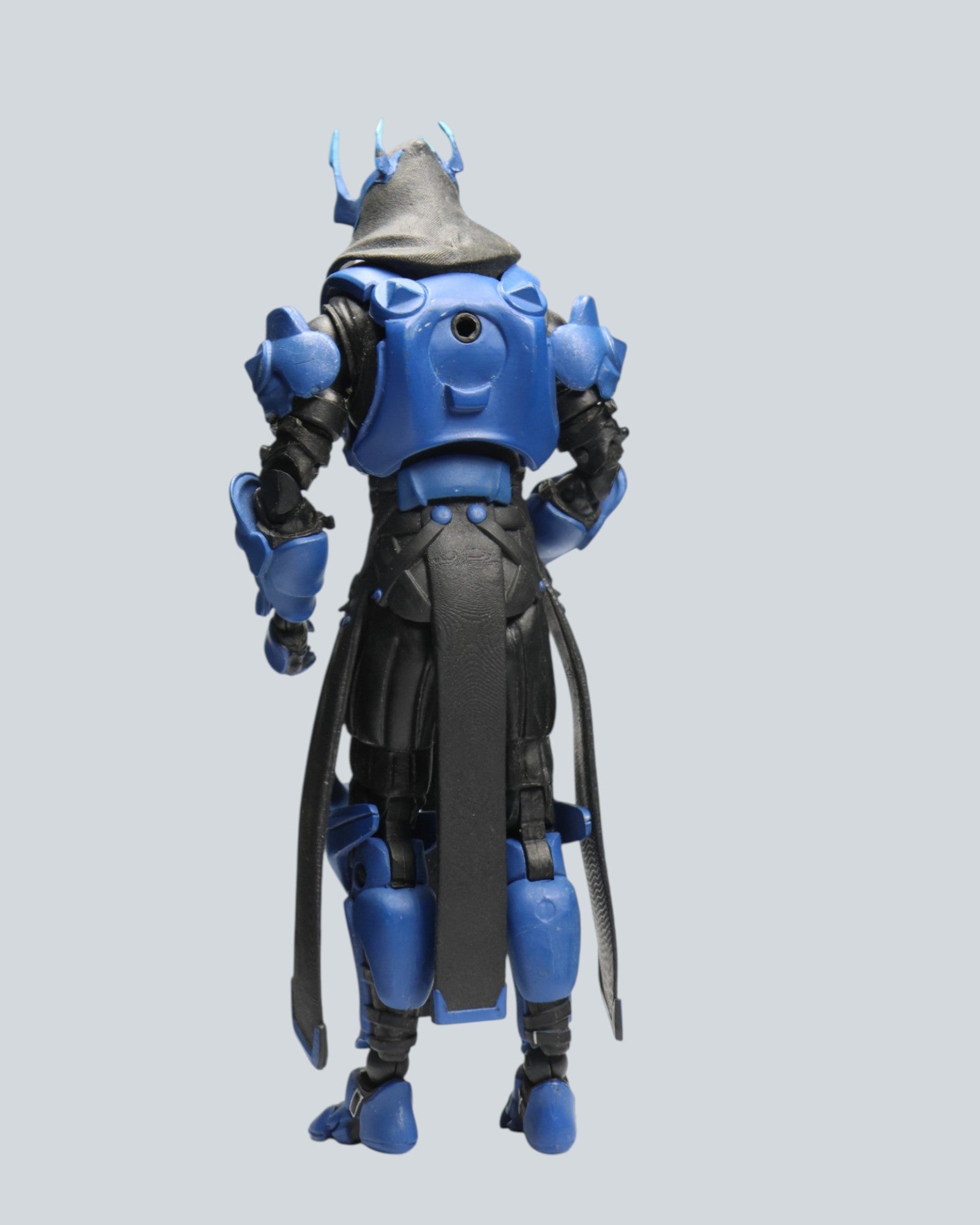 Fortnite The Ice King Action Figure – Blue Legendary Tier Action Figure