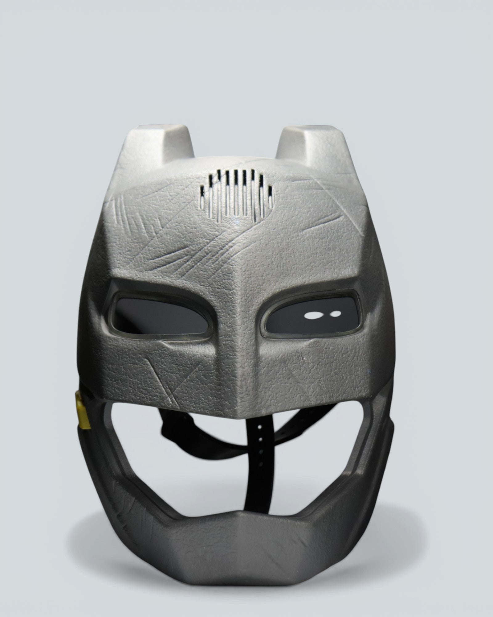 Batman v Superman: Dawn of Justice Armored Batman Mask - Fully Functional